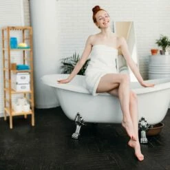 Étagère De Salle De Bain Rangement Noyer -WENKO Boutique f2ce33a4af9a42ada2e3b56405c86ce8